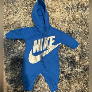 Baby Nike sweatsuit
